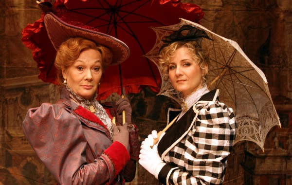 Lady Bracknell & Gwendolen