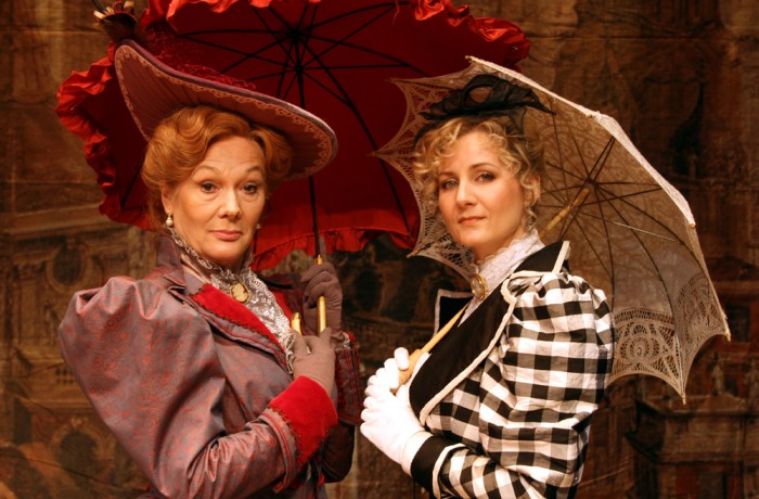 Lady Bracknell & Gwendolen